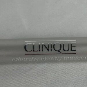 Clinique Naturally Glossy Mascara Shade 01 Jet BLACK Travel Size Mini 0.08 Oz